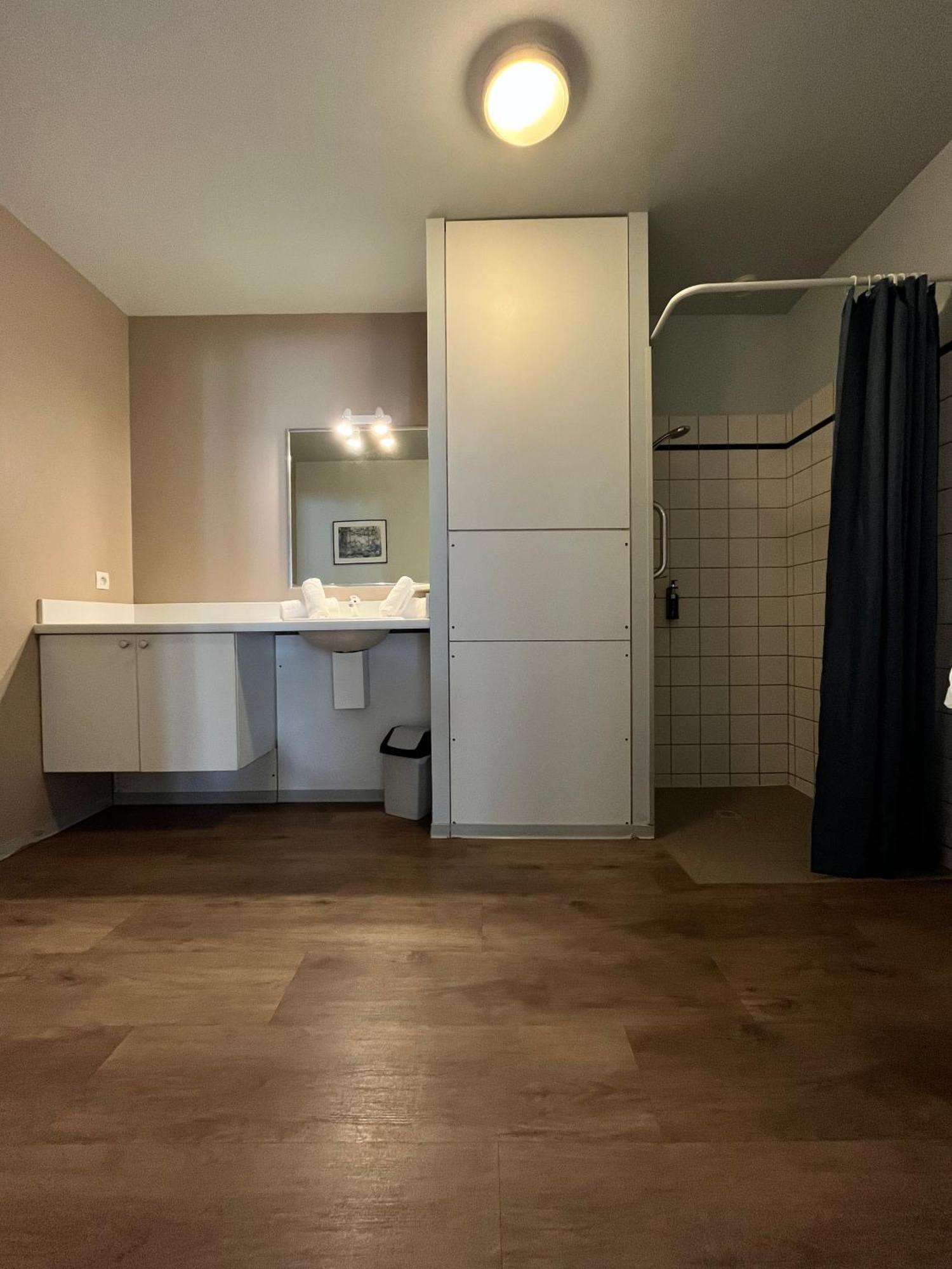 ג'רארדמר Appart'Hotel Lido Au Bord De L'Eau מראה חיצוני תמונה